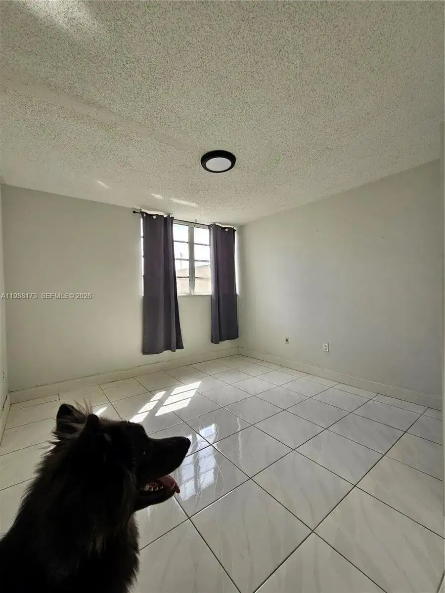 840 NW 87th Ave # 406, Miami FL 33172 photo 5