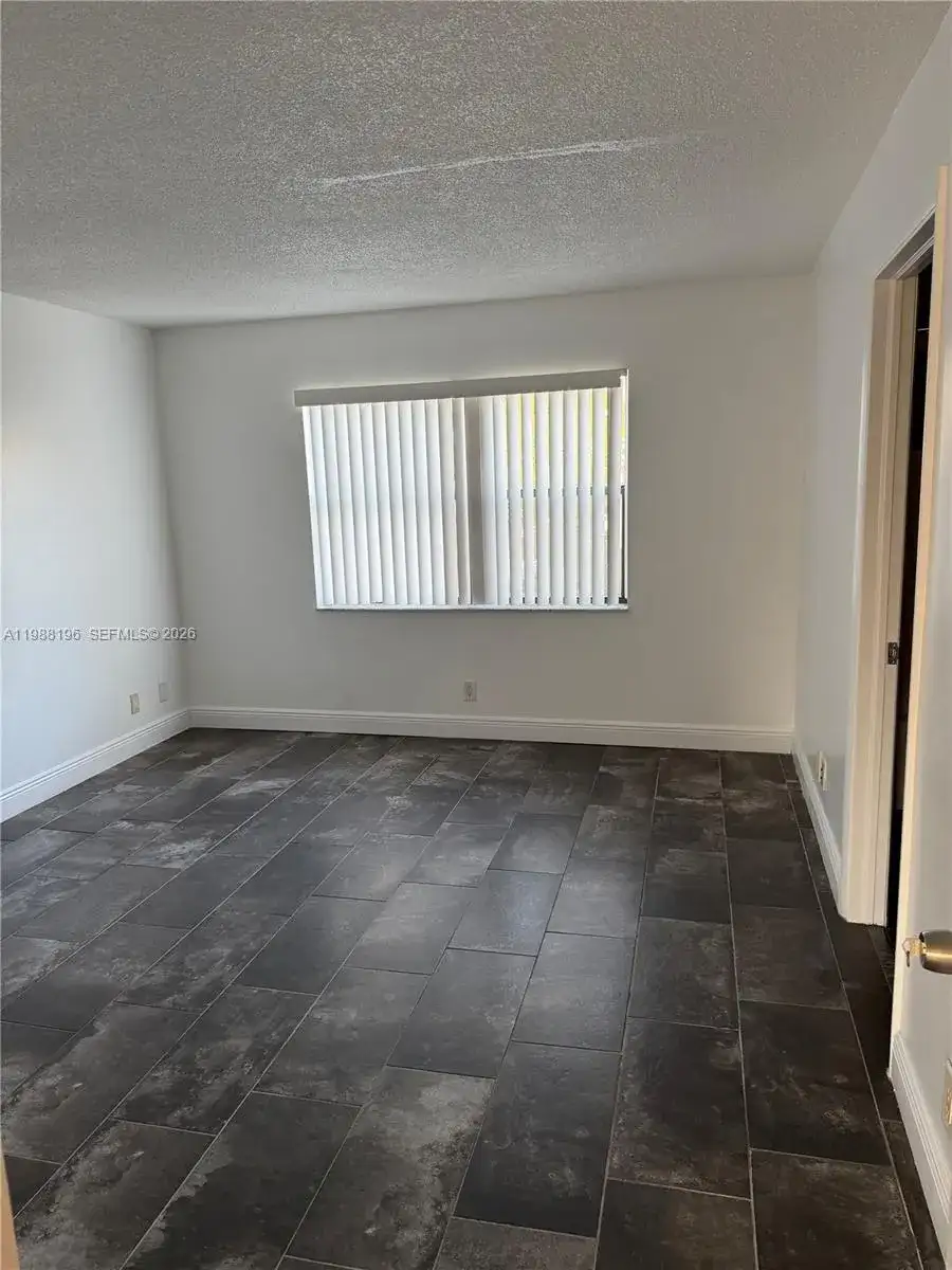 9355 SW 8th St # 305, Boca Raton FL 33428 photo 3