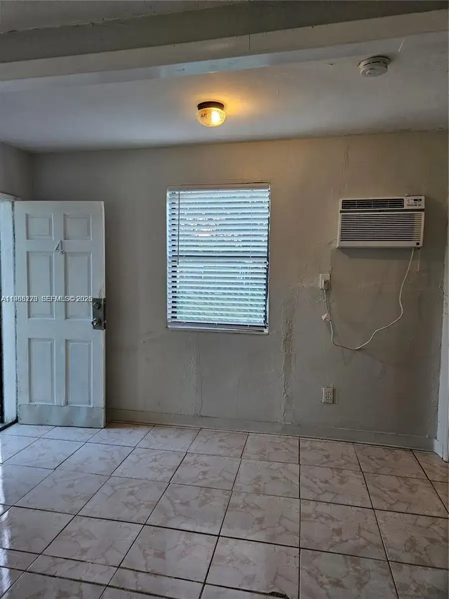 1437 NE 110th Ter # 4, Miami FL 33161 photo 5