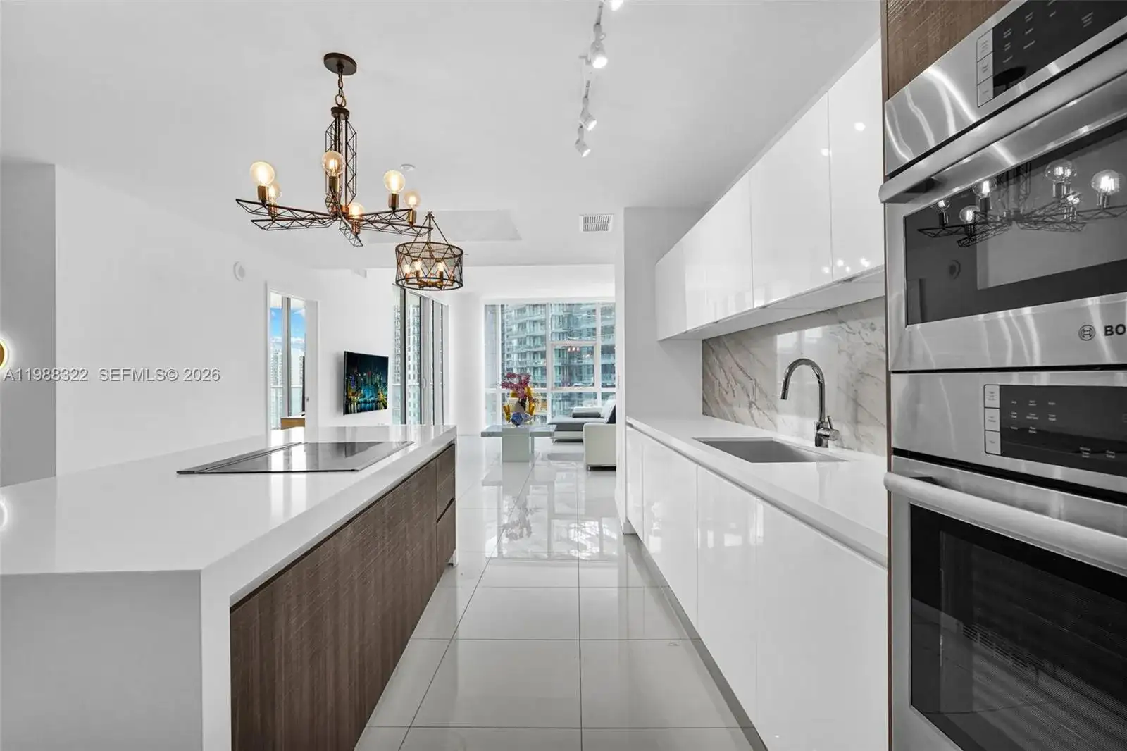 851 NE 1st Ave # 2912, Miami FL 33132 photo 3