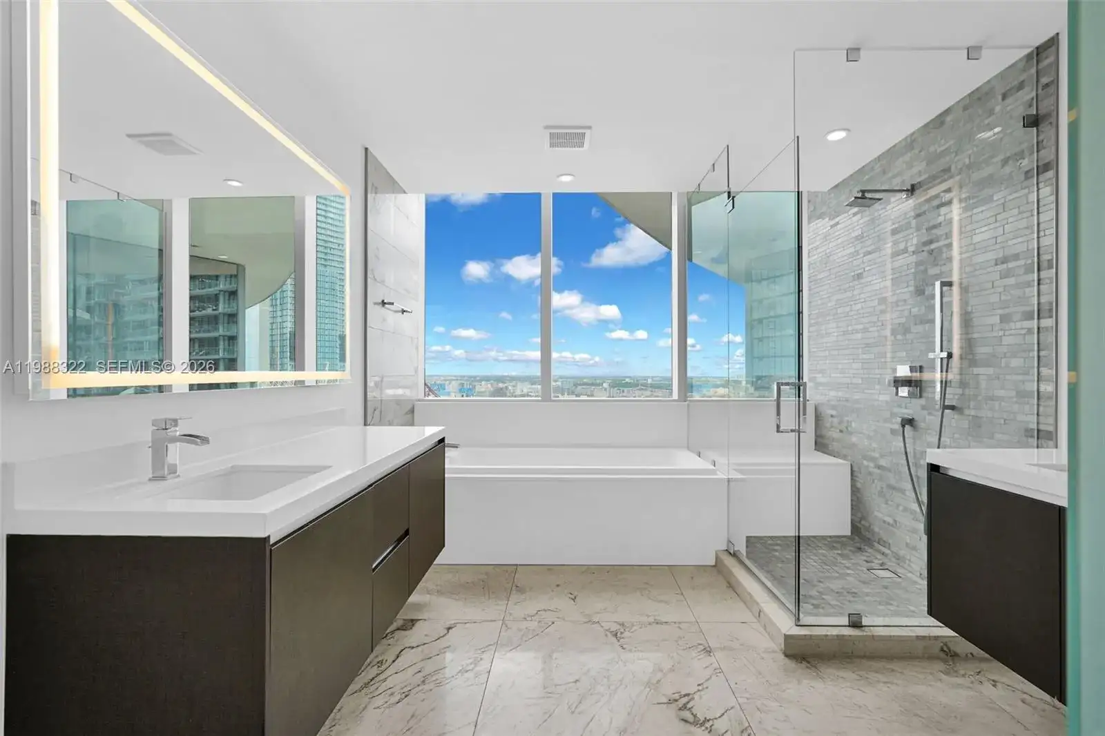 851 NE 1st Ave # 2912, Miami FL 33132 photo 5