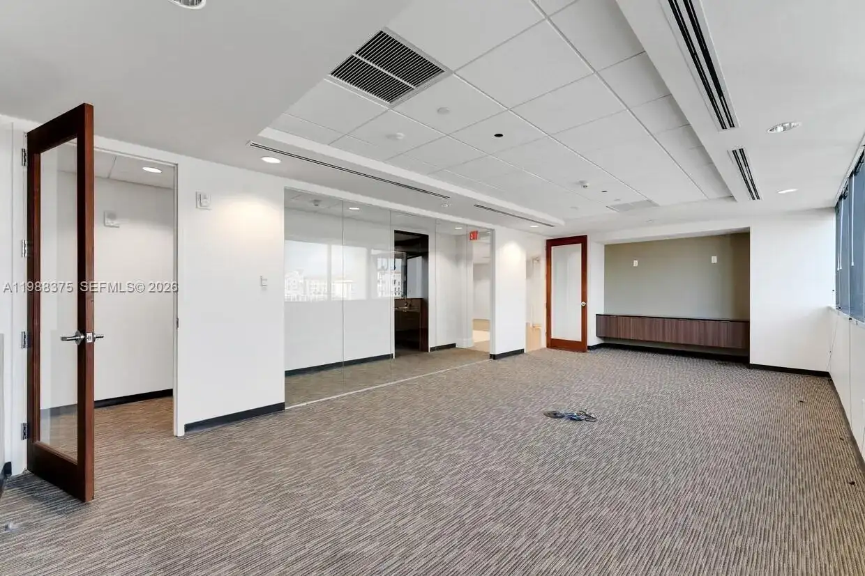 75 Valencia Ave # 1050, Coral Gables FL 33134 photo 2