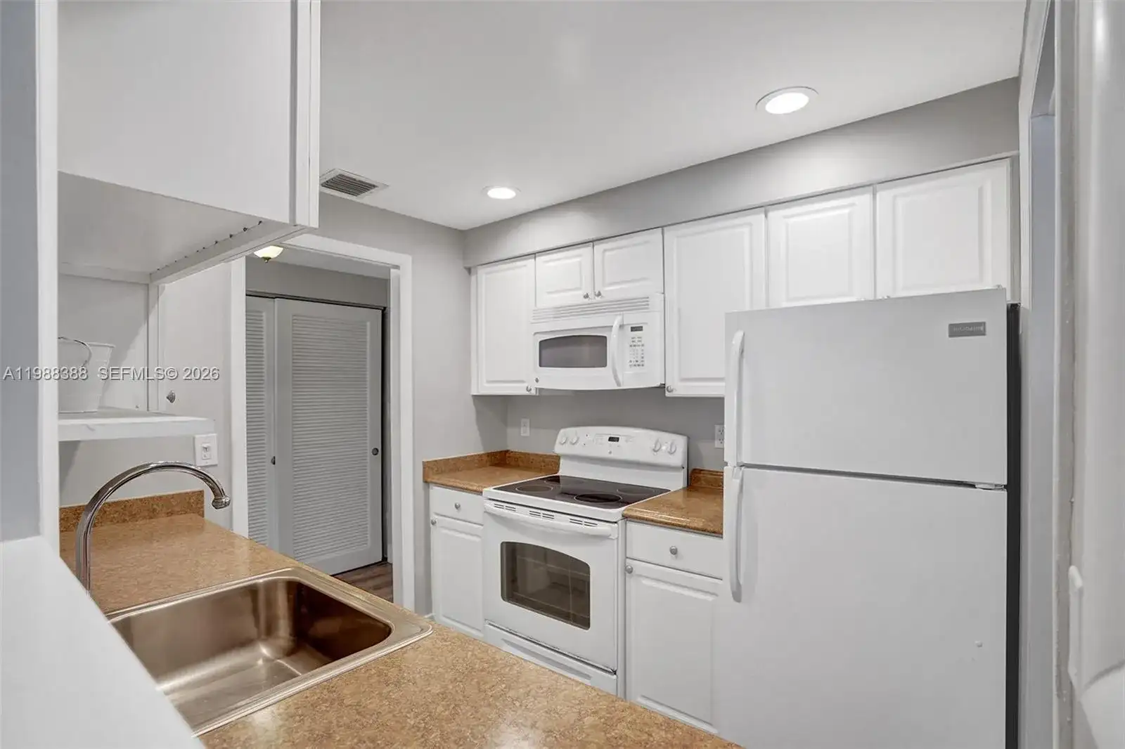 400 N Riverside Dr # 214, Pompano Beach FL 33062 photo 3