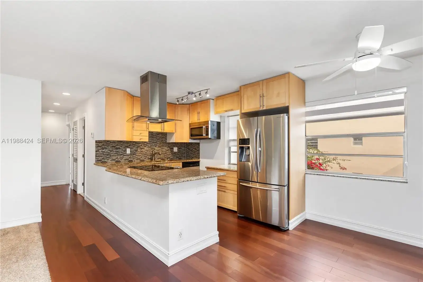 854 Normandy R # 854, Delray Beach FL 33484 photo 4