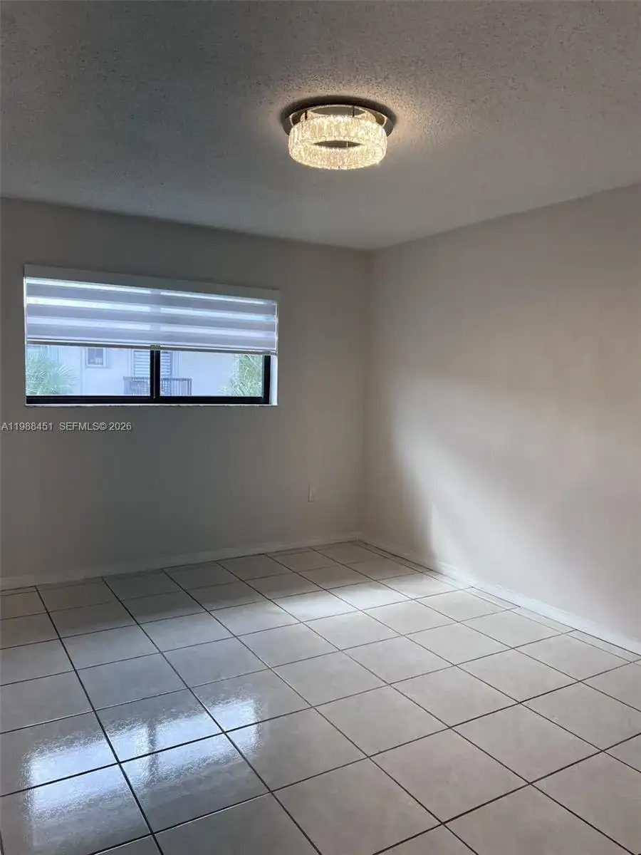5480 W 21st Ct # 404, Hialeah FL 33016 photo 5
