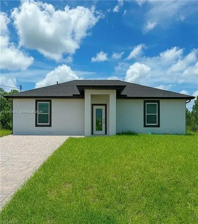 816 Palomino, Lehigh Acres FL 33974 photo 2