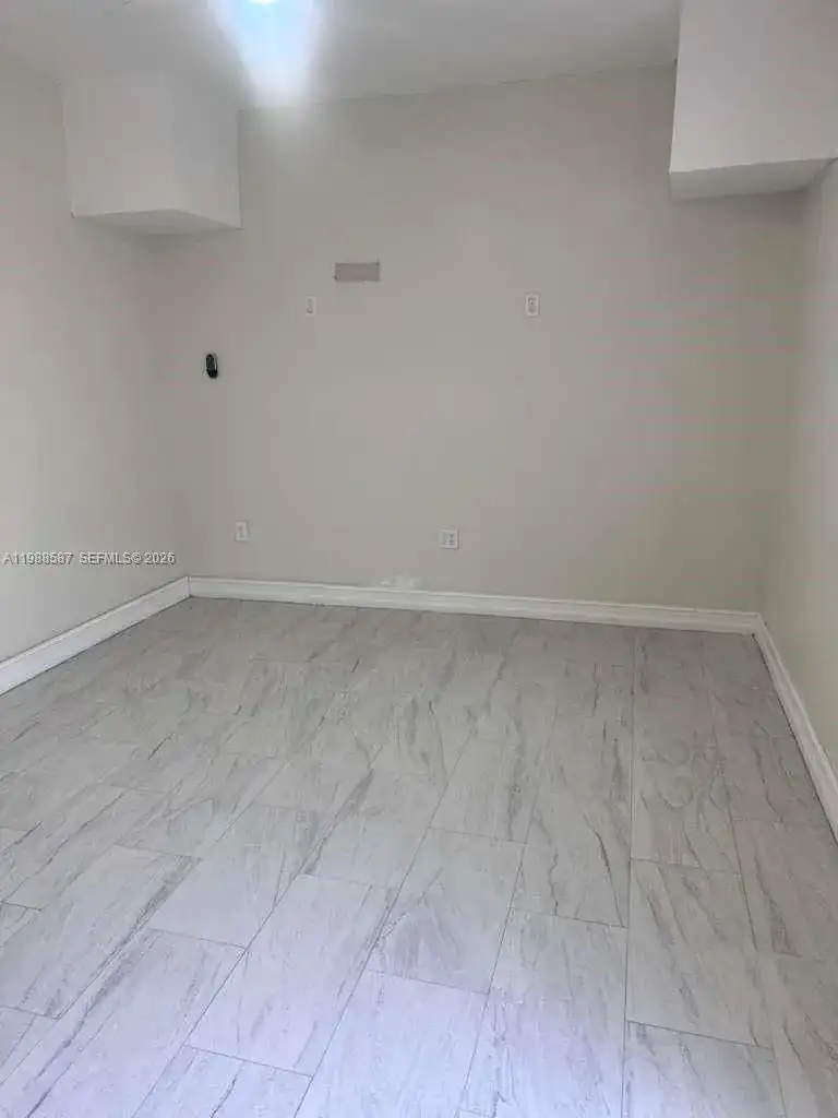 14321 NE 4th Ave # A, Miami FL 33161 photo 2