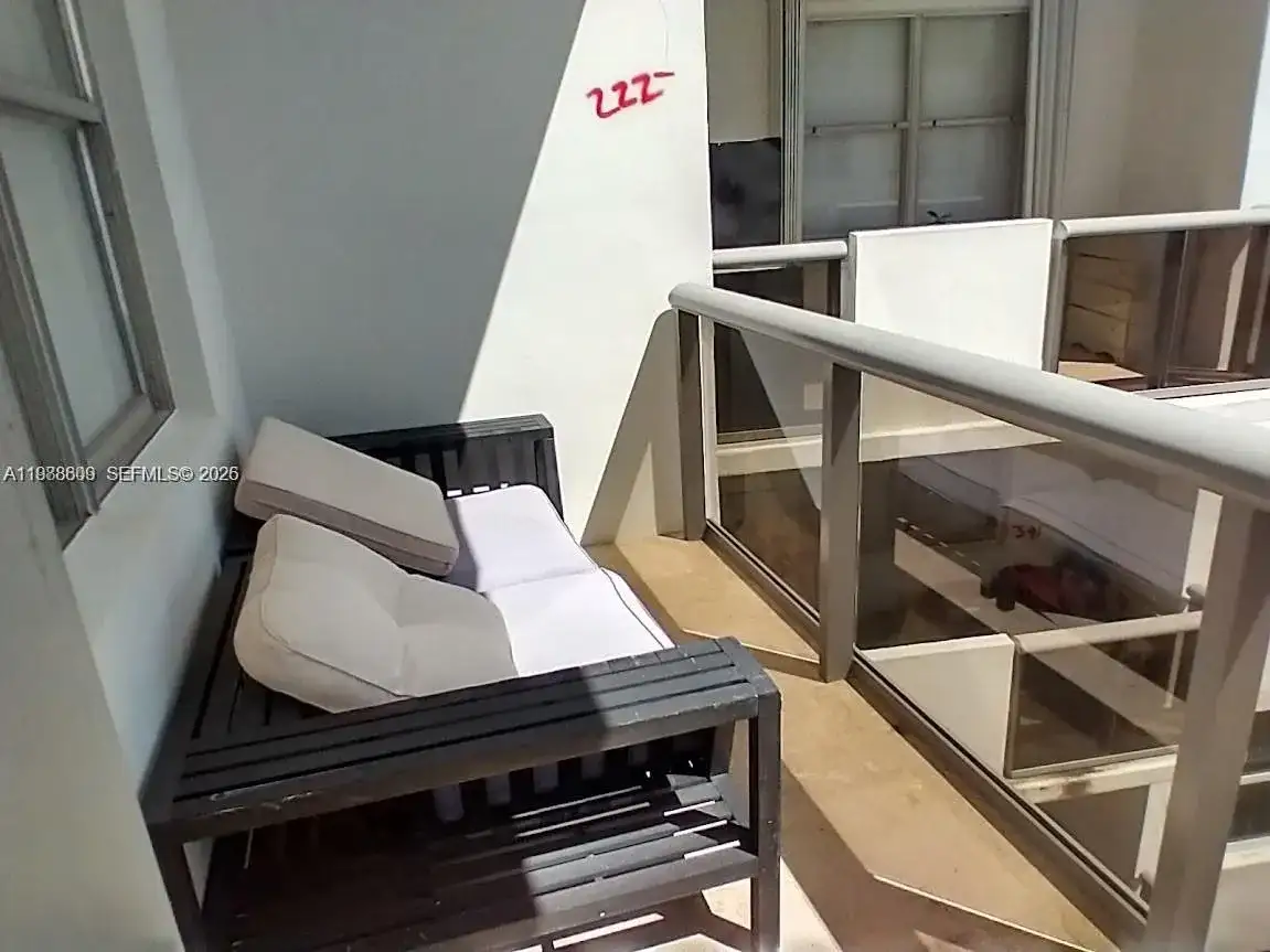 6039 Collins Ave # 1710, Miami Beach FL 33140 photo 3