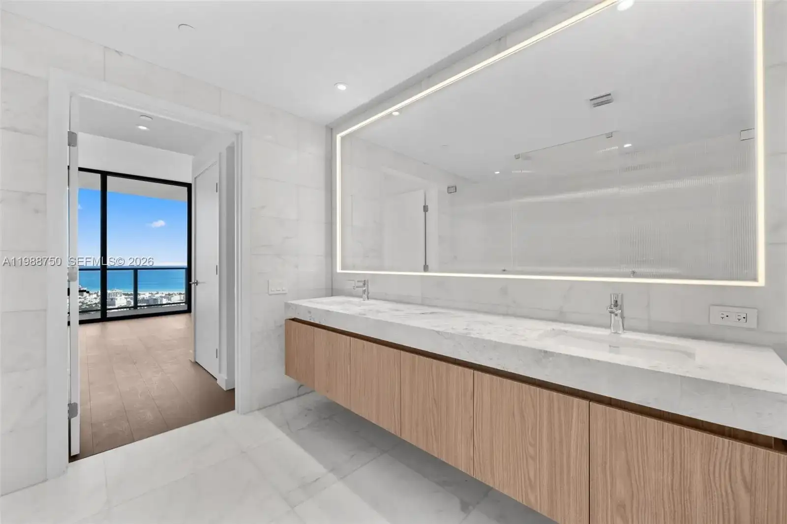500 Alton rd # 3704, Miami Beach FL 33139 photo 4