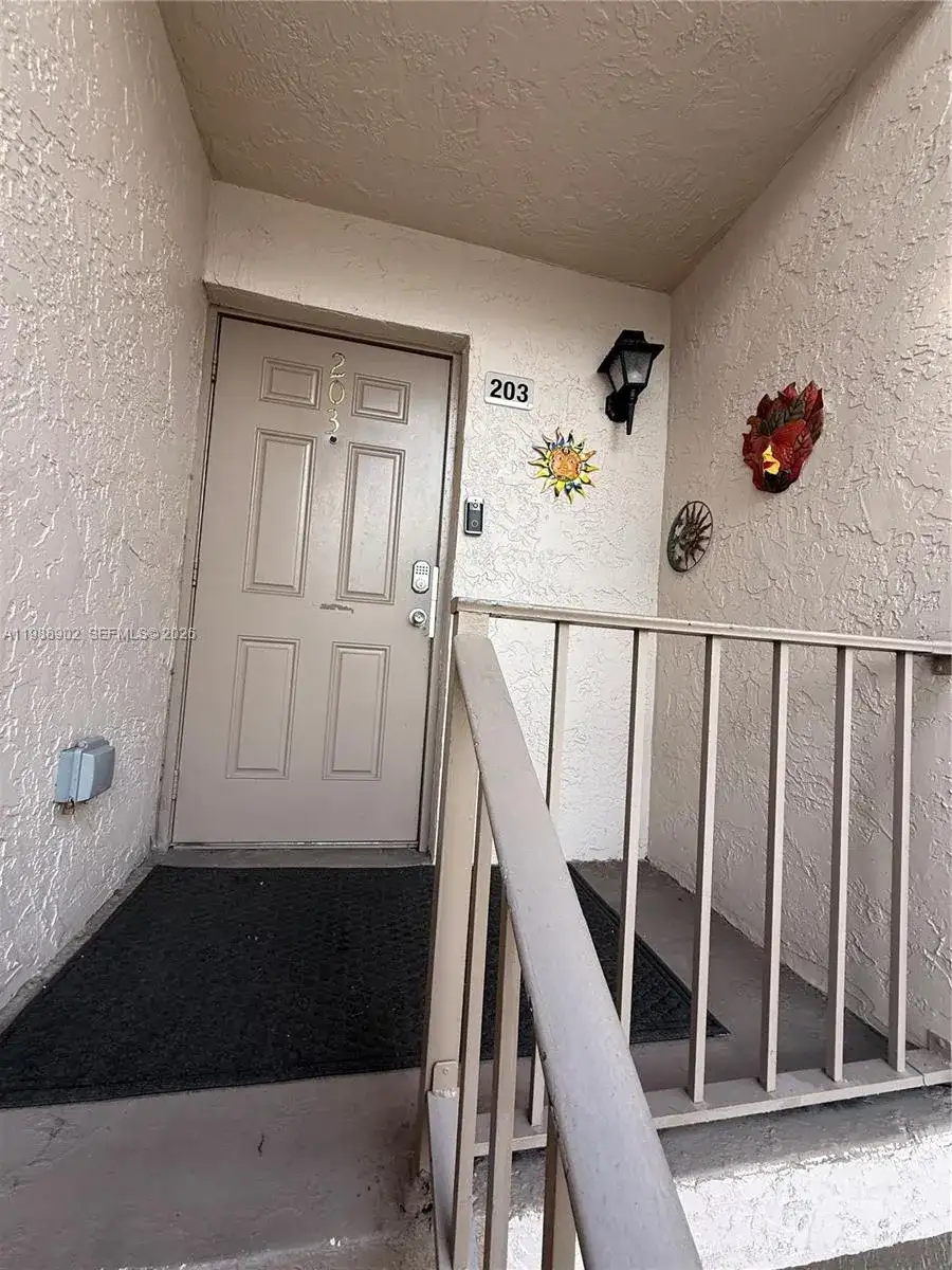 1040 NW 80th Ave # 203, Margate FL 33063 photo 3