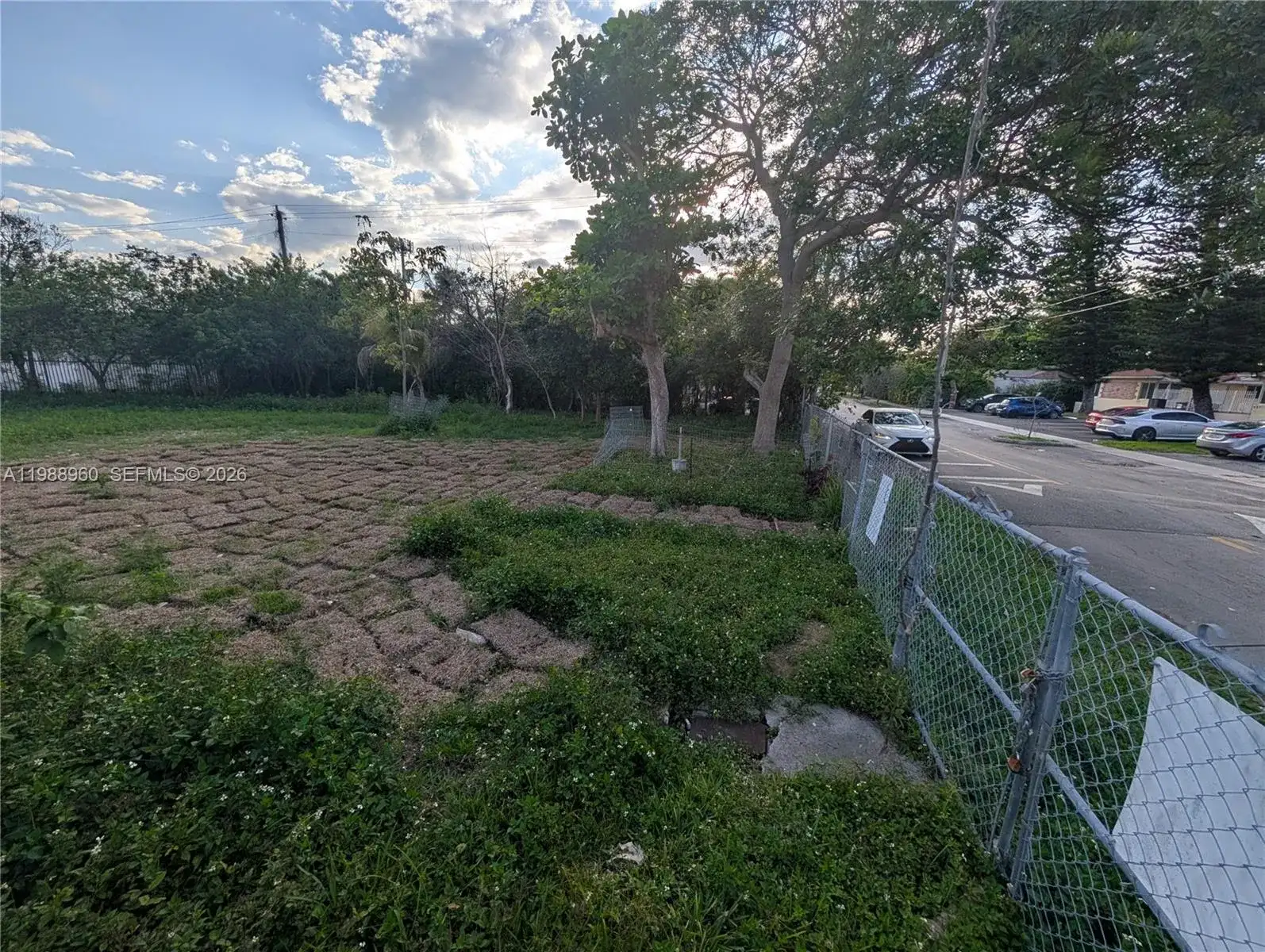 660 NE 86th St, Miami FL 33138 photo 3