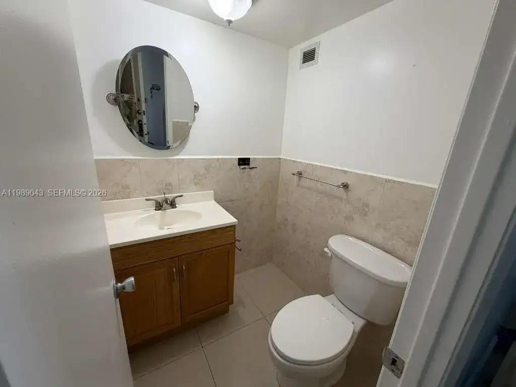 2750 NE 183rd St # 1201, Aventura FL 33160 photo 5