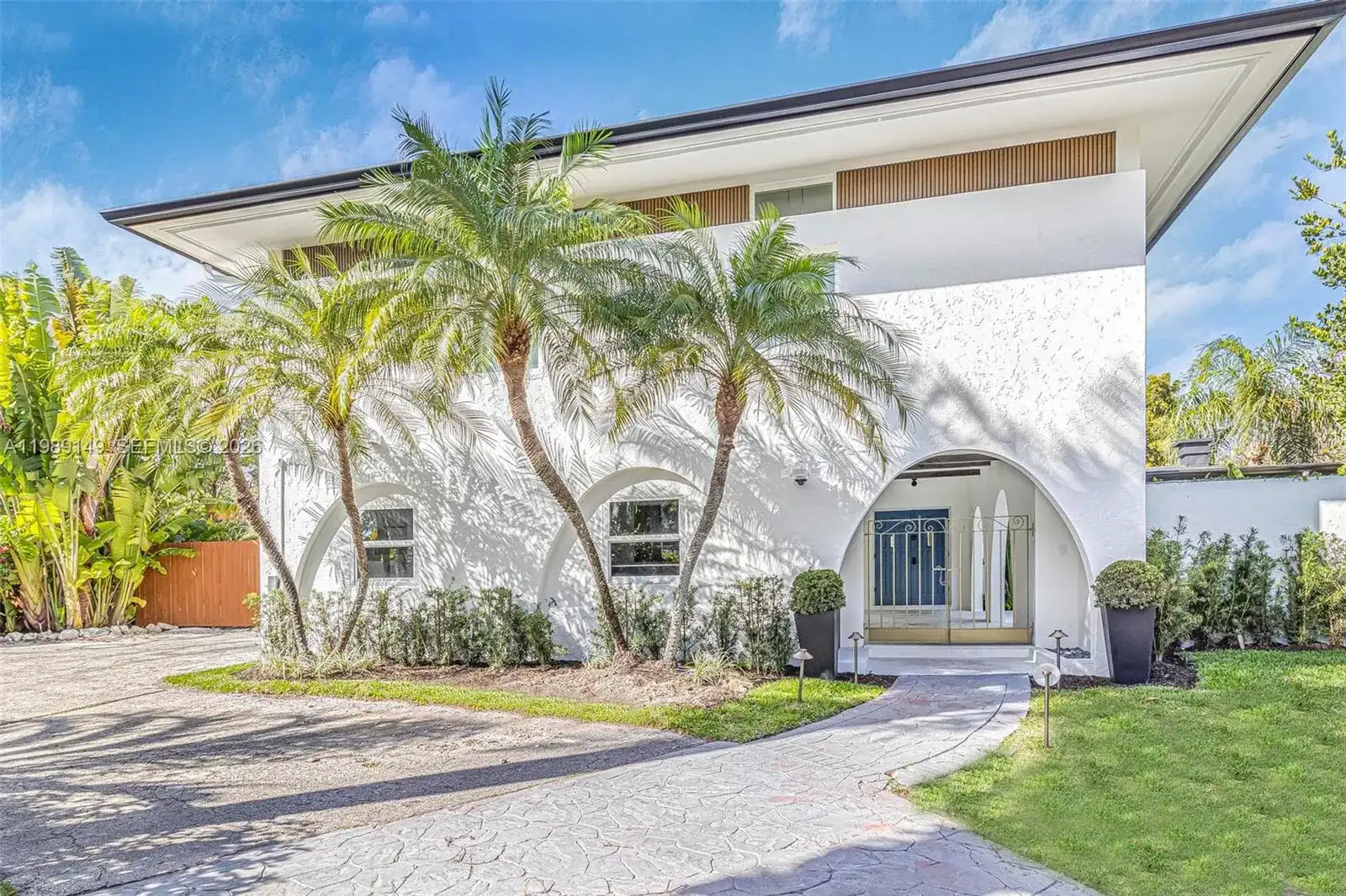 18490 SW 83rd Pl, Cutler Bay FL 33157 photo 4