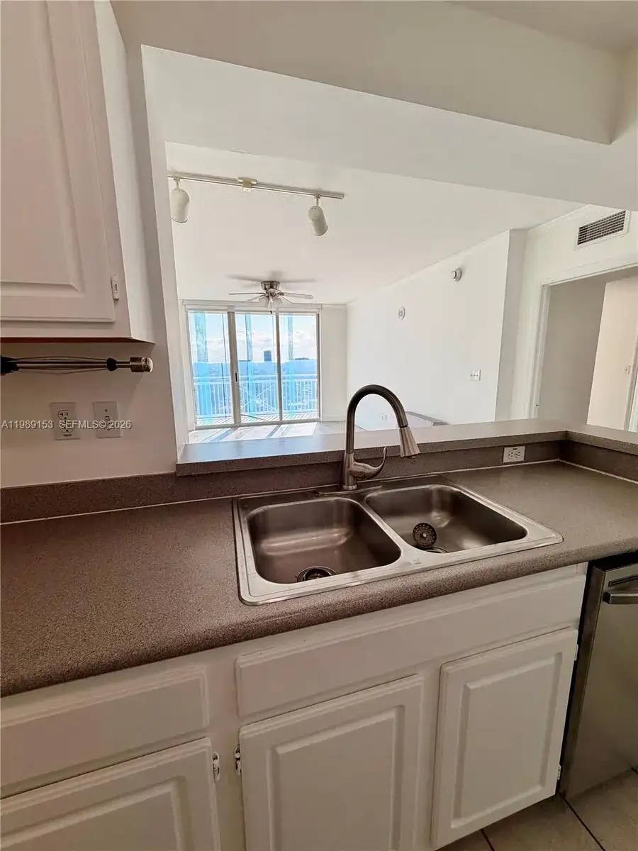 2665 SW 37th Ave # 1213, Miami FL 33133 photo 5
