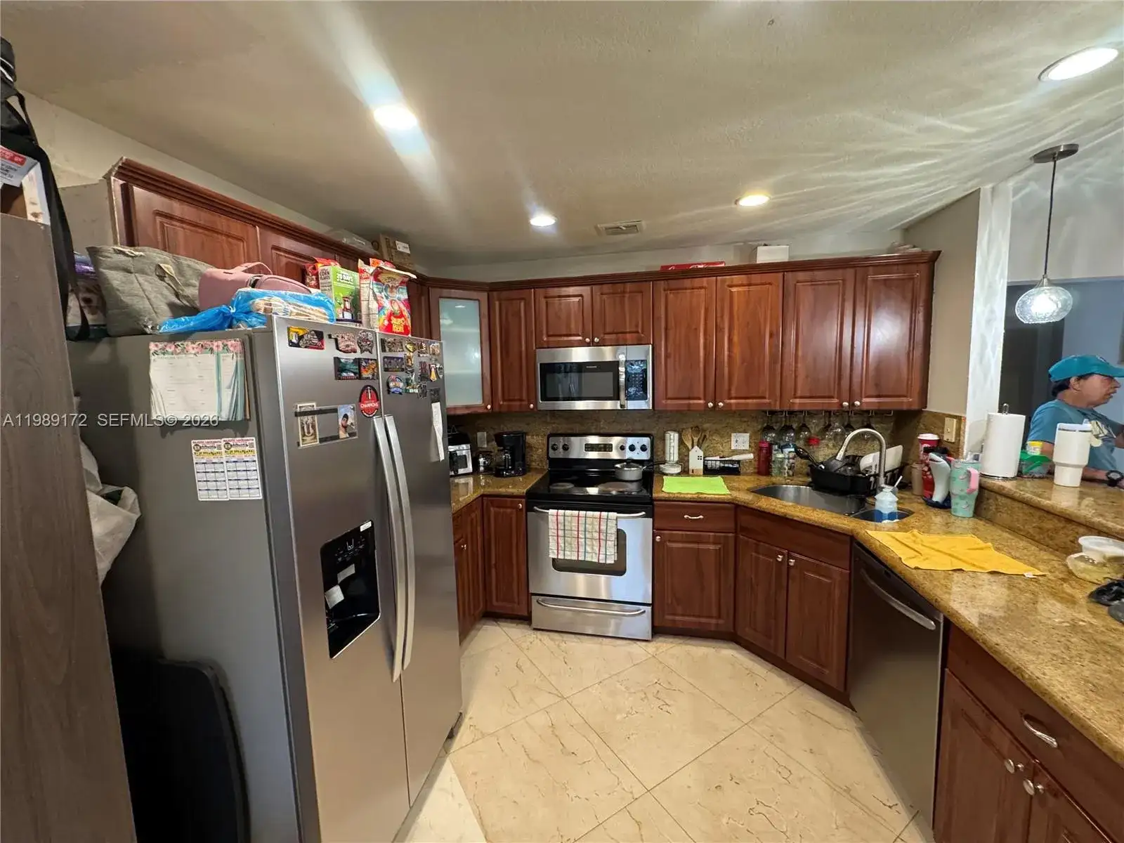 7632 NW 166th Ter, Hialeah FL 33015 photo 4