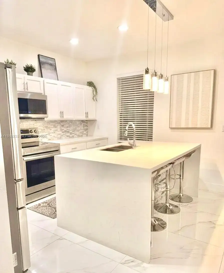 4237 SW 164th Path # 4237, Miami FL 33185 photo 5