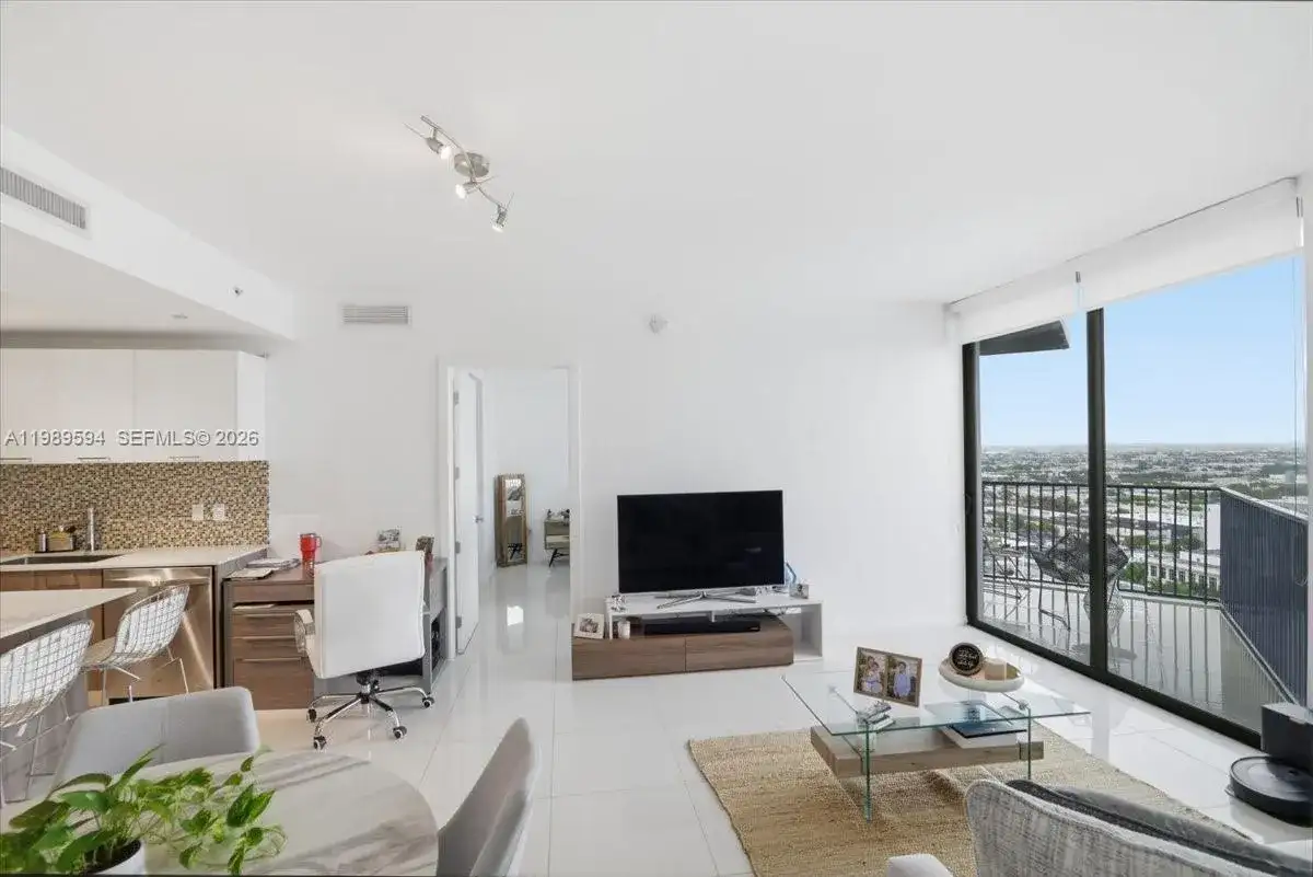 5300 Paseo Blvd # 1803, Doral FL 33166 photo 5