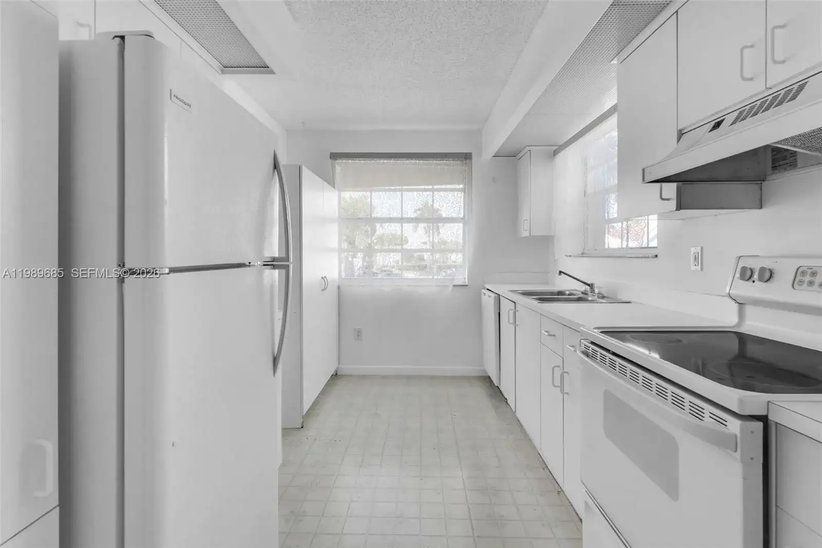 2274 SE 27th Dr # F, Homestead FL 33035 photo 4