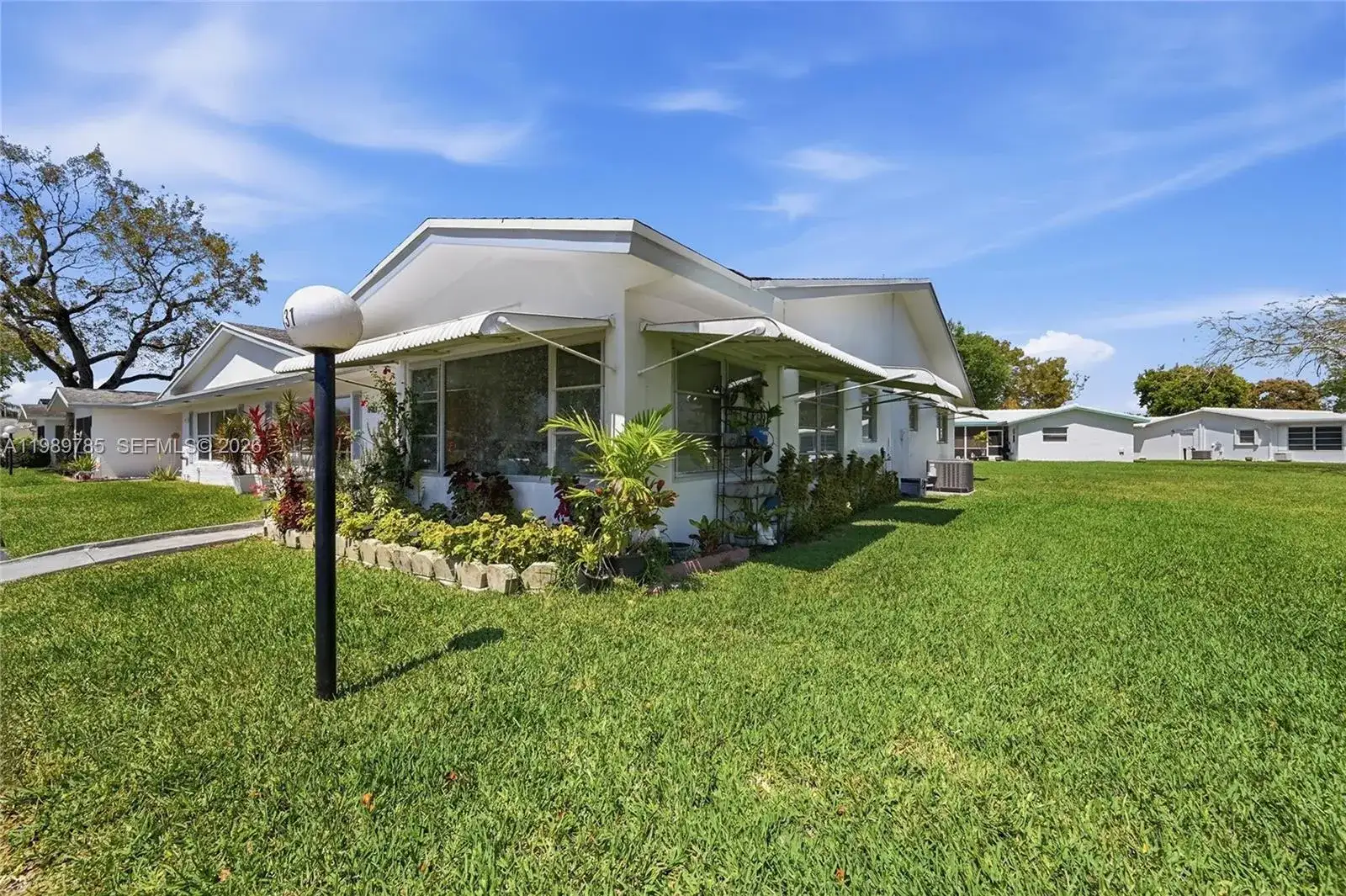 8431 NW 12th St # D68, Plantation FL 33322 photo 2