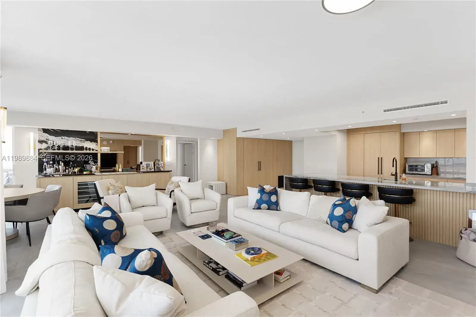 1800 Sunset Harbour Dr, Miami Beach FL 33139 photo 3