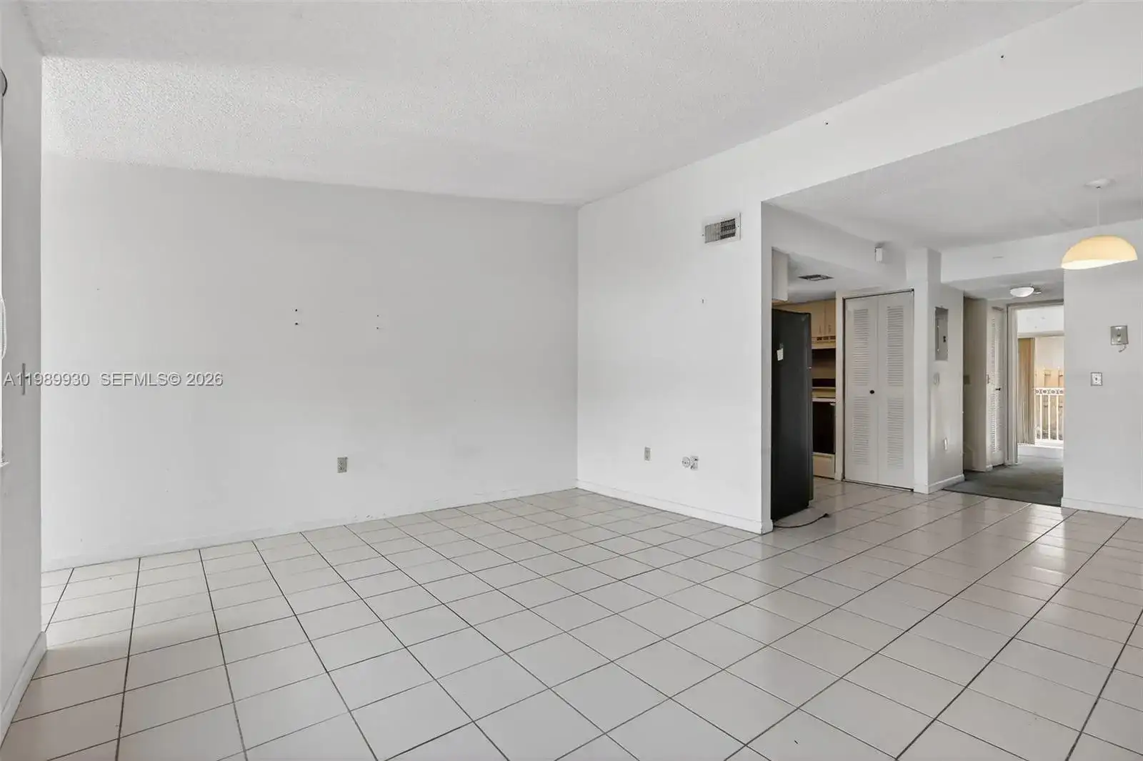 6802 NW 166th Ter # 602, Miami Lakes FL 33014 photo 3