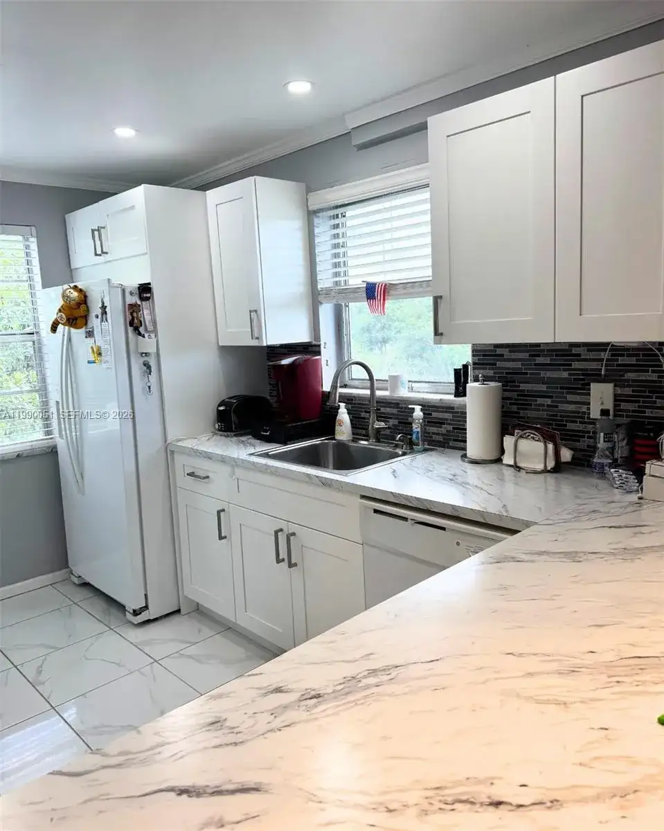 3776 Inverrary Blvd # 301R, Lauderhill FL 33319 photo 5