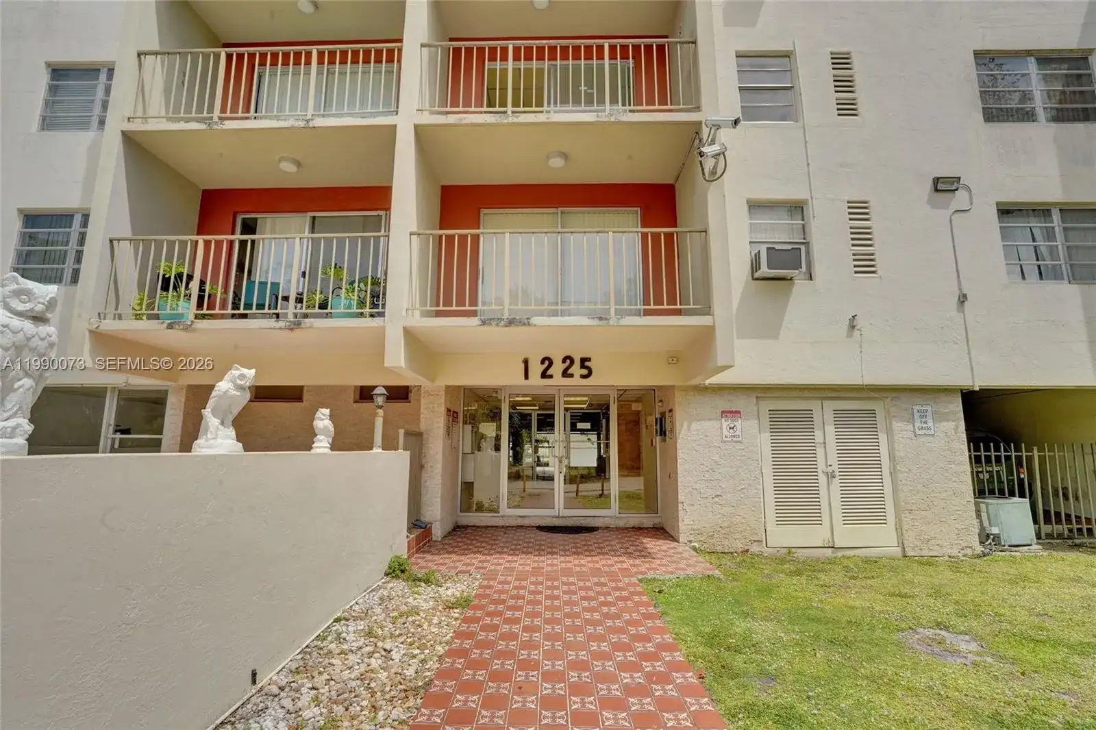 1225 NE 124th St # 49C, North Miami FL 33161 photo 2