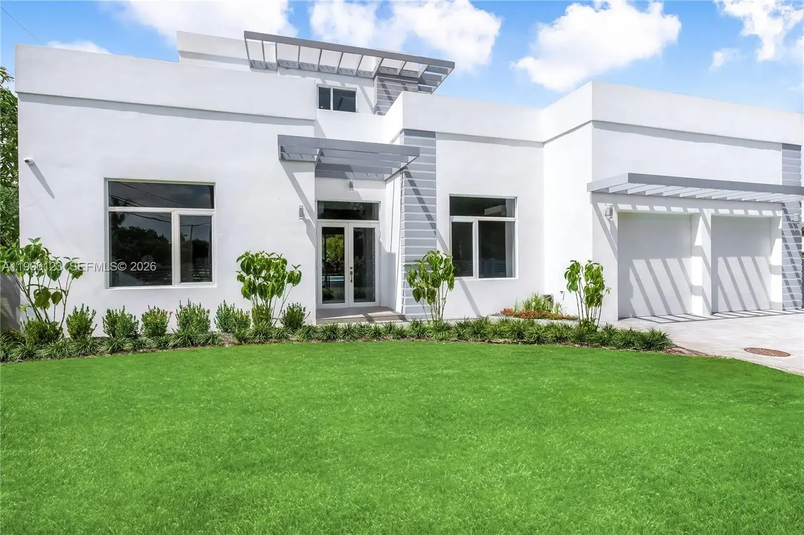 9895 NW 26th St, Doral FL 33172 photo 2
