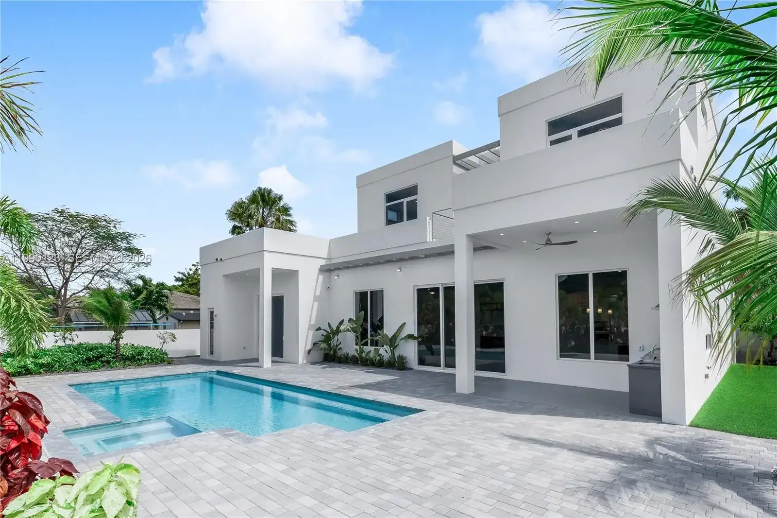 9895 NW 26th St, Doral FL 33172 photo 3