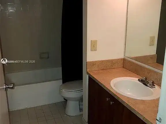 7235 NW 179th St # 103, Hialeah FL 33015 photo 3