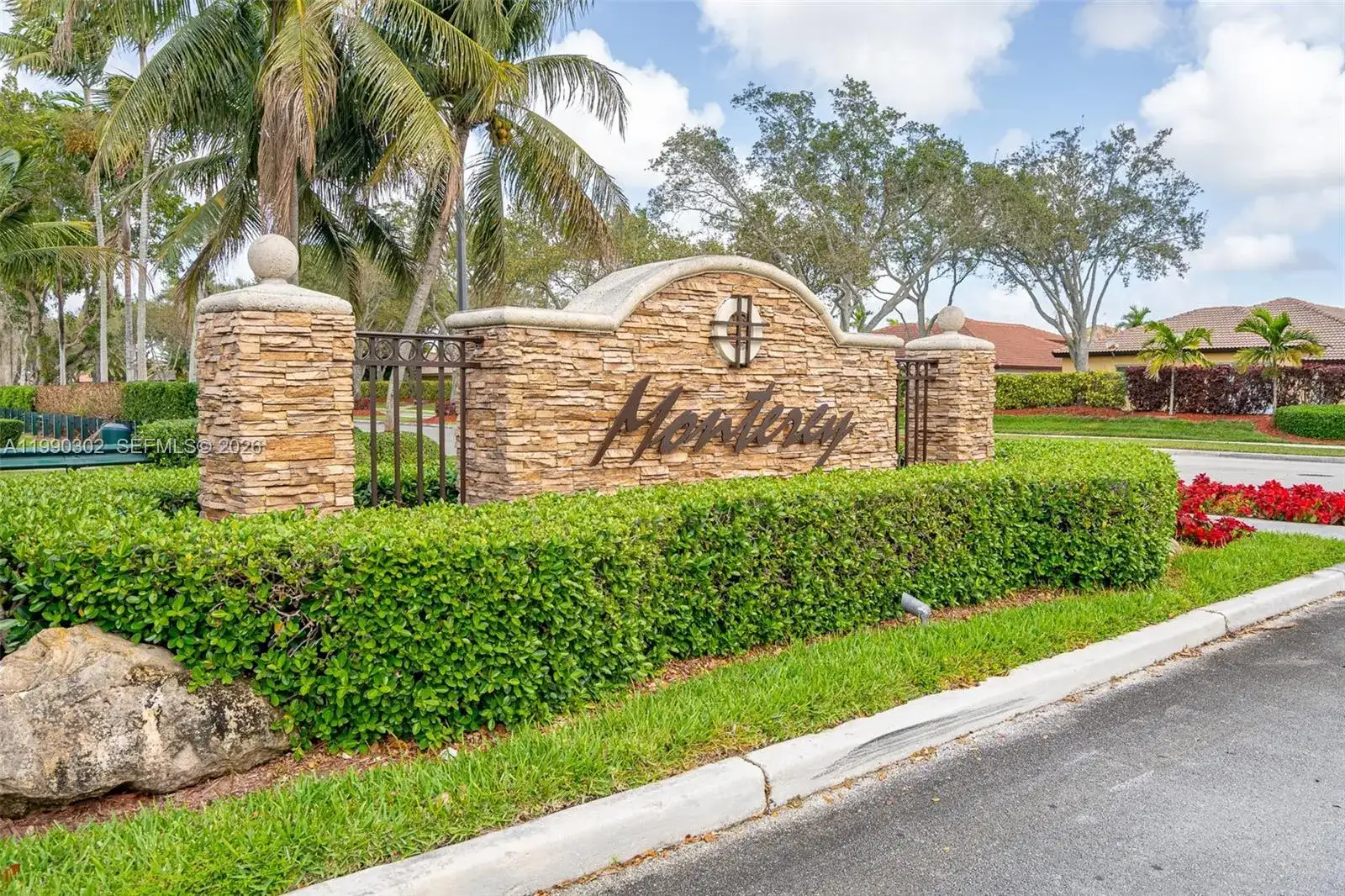 935 NE 33rd Ter # 203, Homestead FL 33033 photo 3