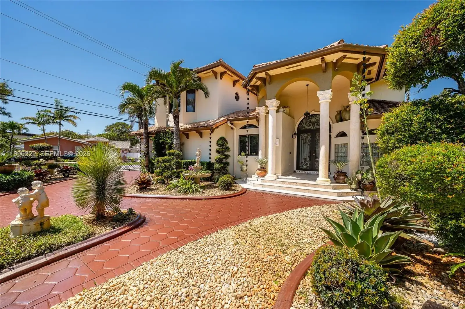 588 Miller Dr, Miami Springs FL 33166 photo 4