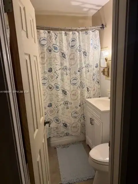 1570 NE 15th St, Homestead FL 33033 photo 2