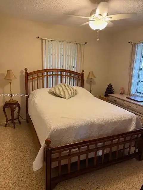 1570 NE 15th St, Homestead FL 33033 photo 5