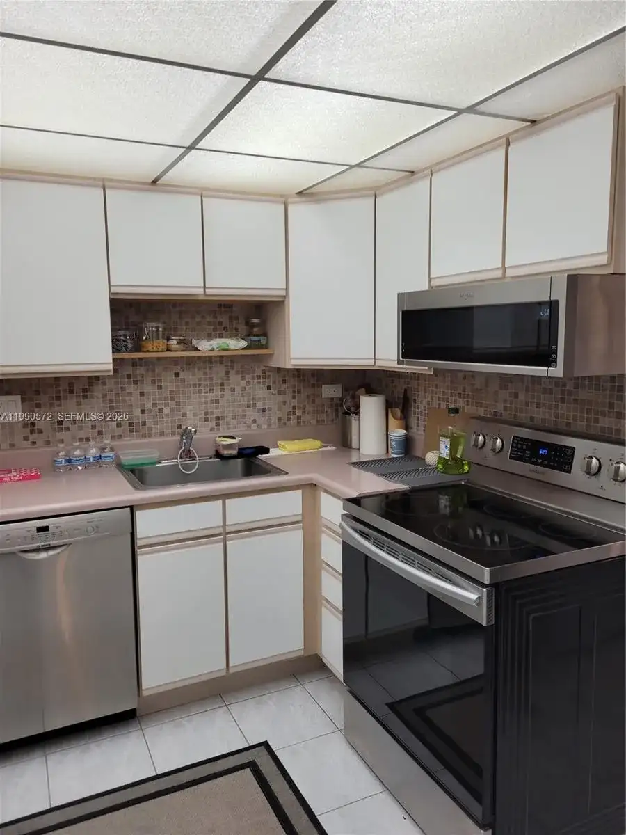 251 174th St # 1208, Sunny Isles Beach FL 33160 photo 5