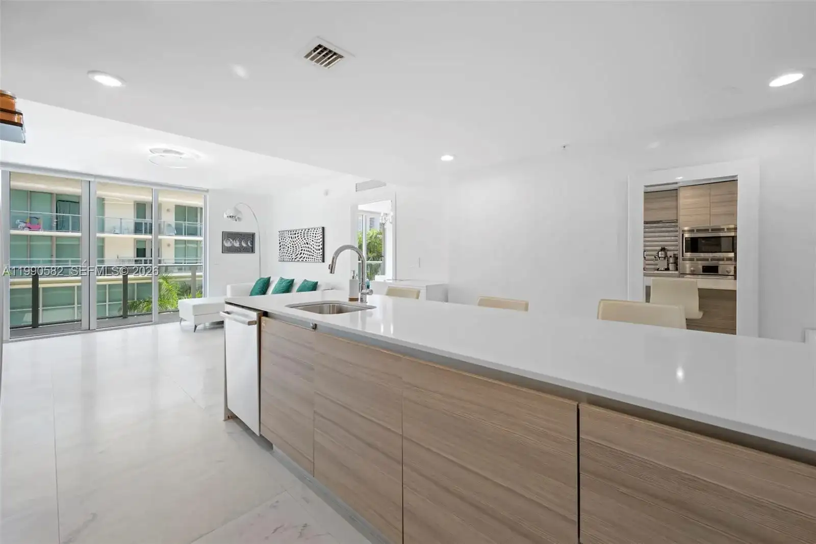 6610 Indian Creek Dr # 406, Miami Beach FL 33141 photo 5