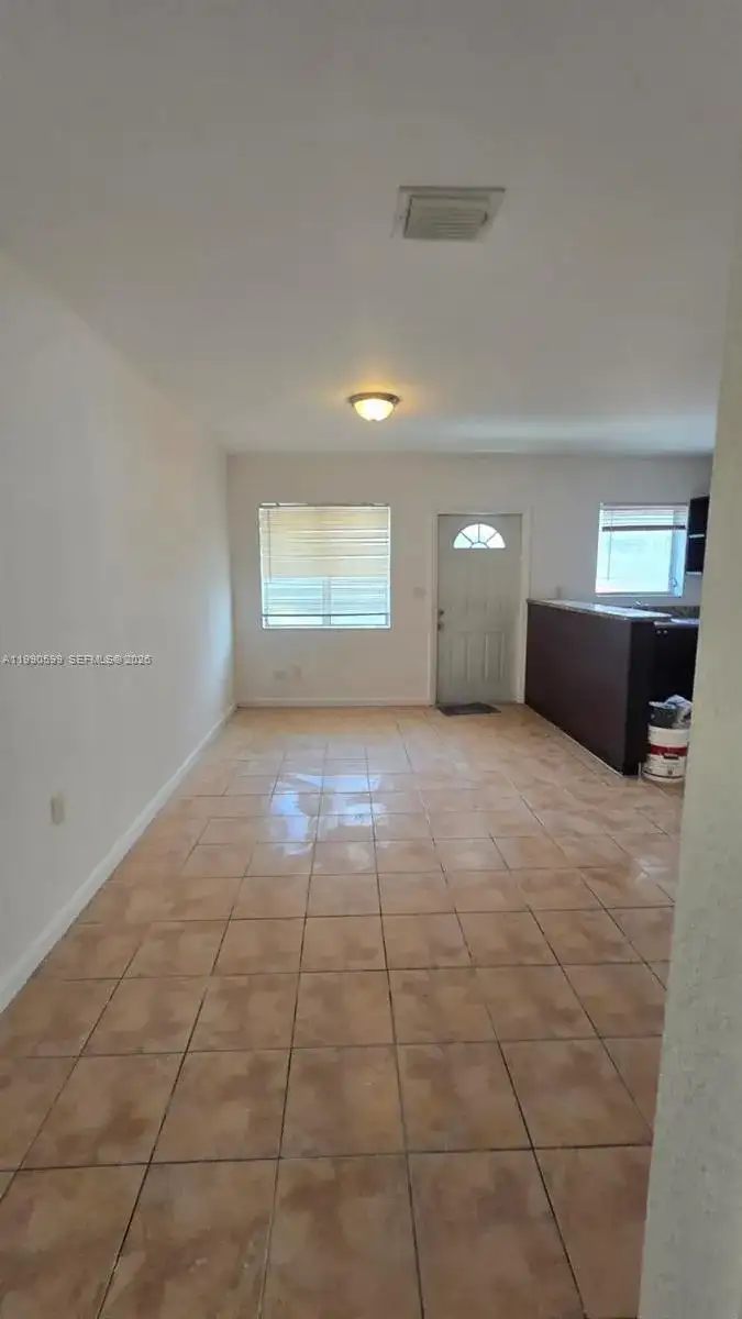 16131 NE 19th Pl # 3, North Miami Beach FL 33162 photo 5