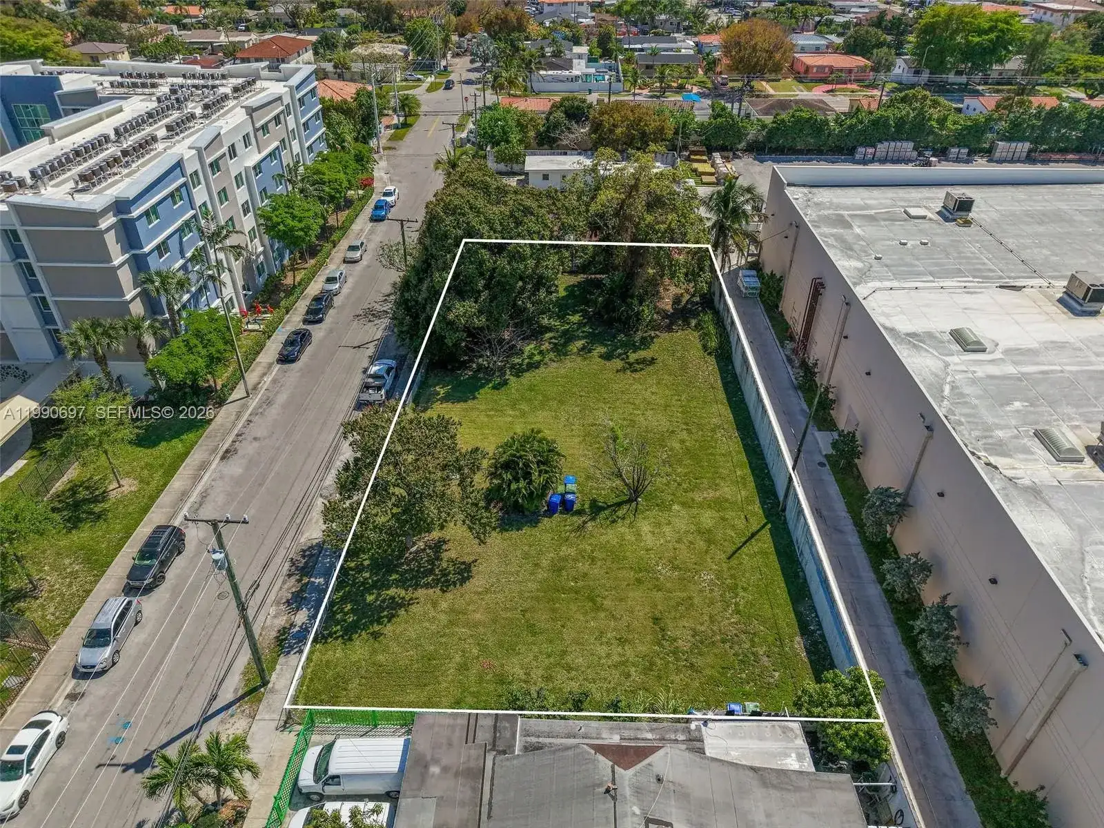 1000 SW 30th Ave, Miami FL 33135 photo 4