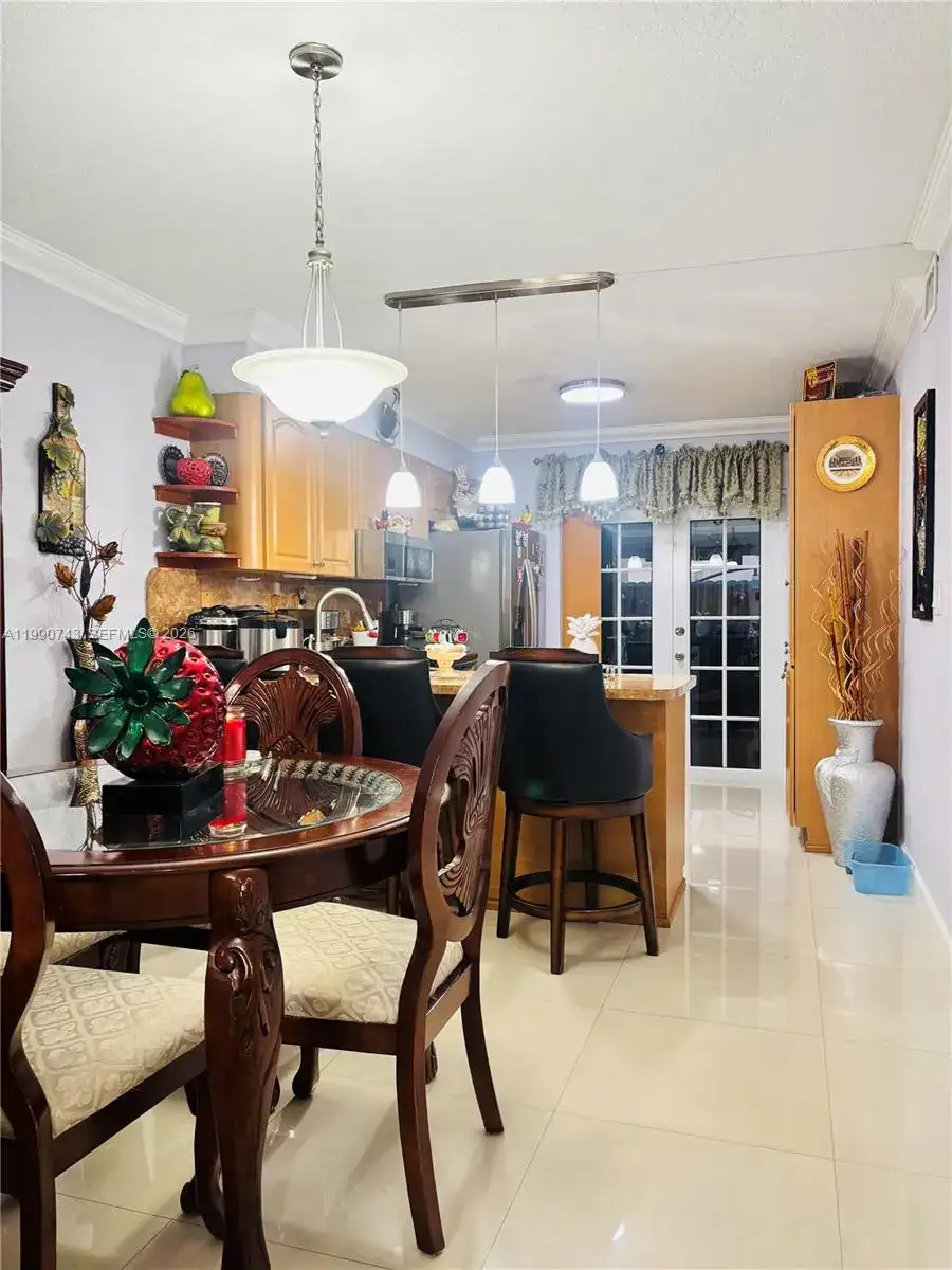 2310 W 74th St # 103, Hialeah FL 33016 photo 3