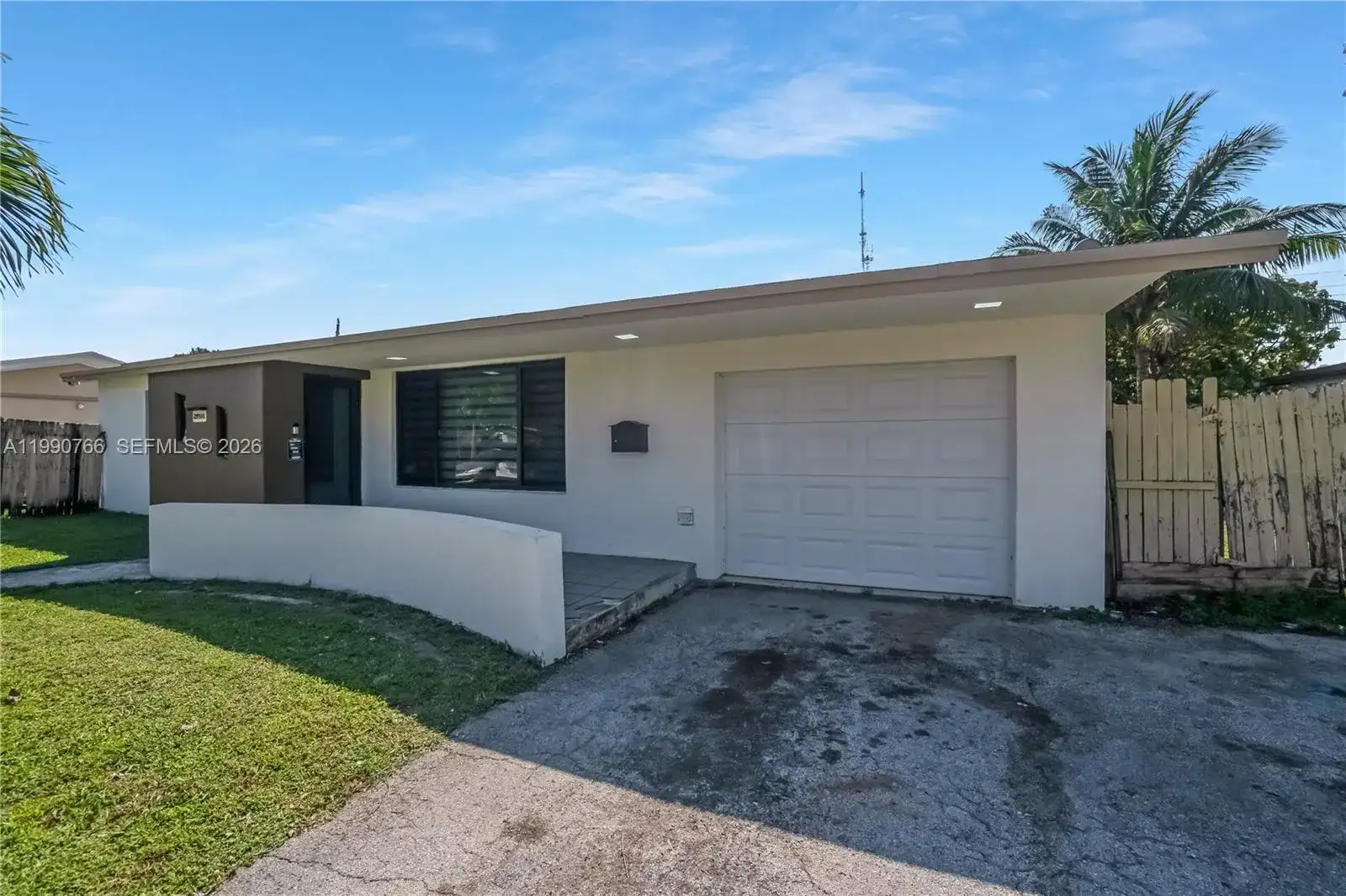 21100 N Miami Ave, Miami Gardens FL 33169 photo 3