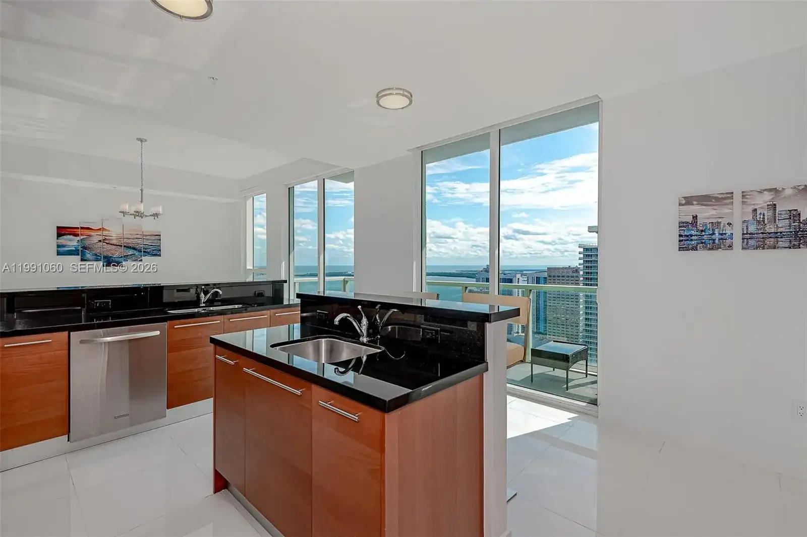 244 Biscayne Blvd # 4907, Miami FL 33132 photo 4