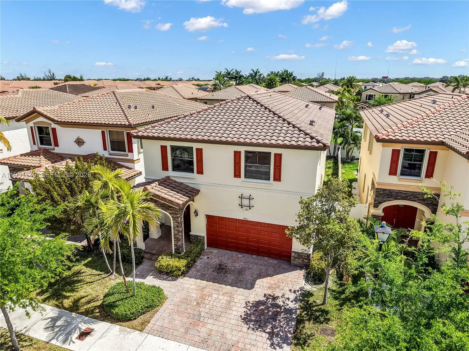 8841 W 34th Ct, Hialeah FL 33018 photo 2