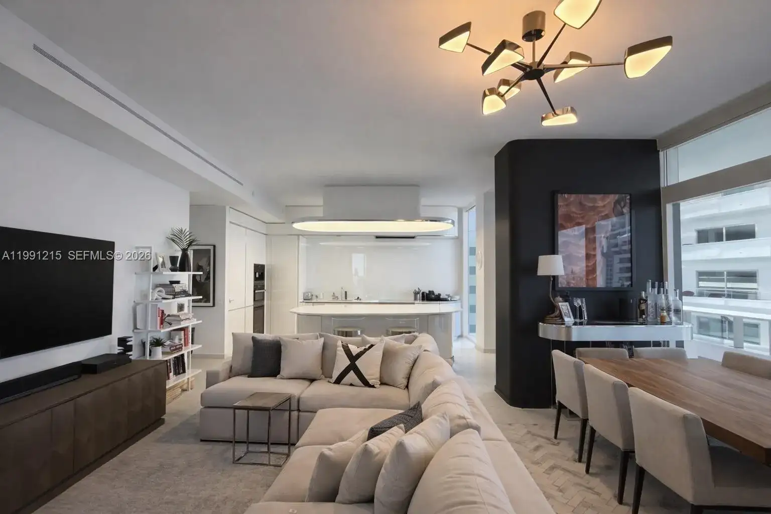 3315 Collins Ave # 8D, Miami Beach FL 33140 photo 2