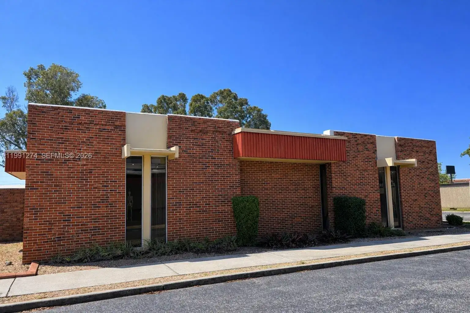 3900 Broadway, Fort Myers FL 33901 photo 4