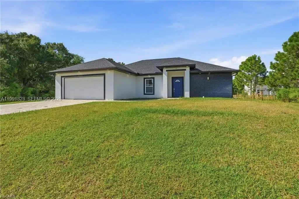 1013 ATHERTON AVE, Lehigh Acres FL 33971 photo 5
