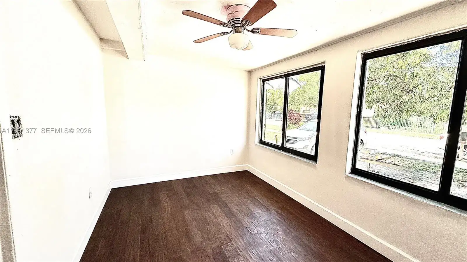 1352 NW 112th Ter, Miami FL 33167 photo 4