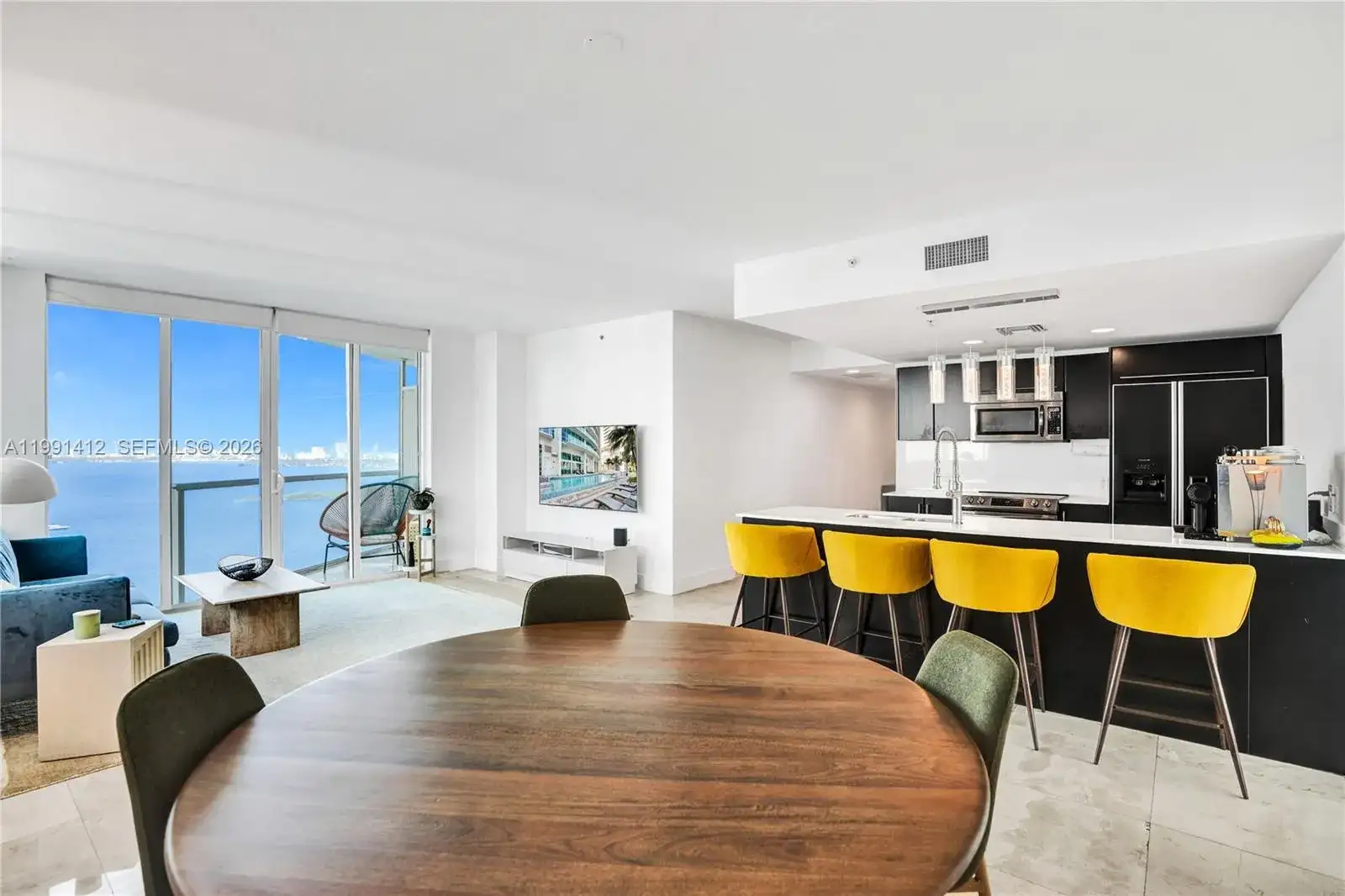 665 NE 25th St # 2105, Miami FL 33137 photo 4