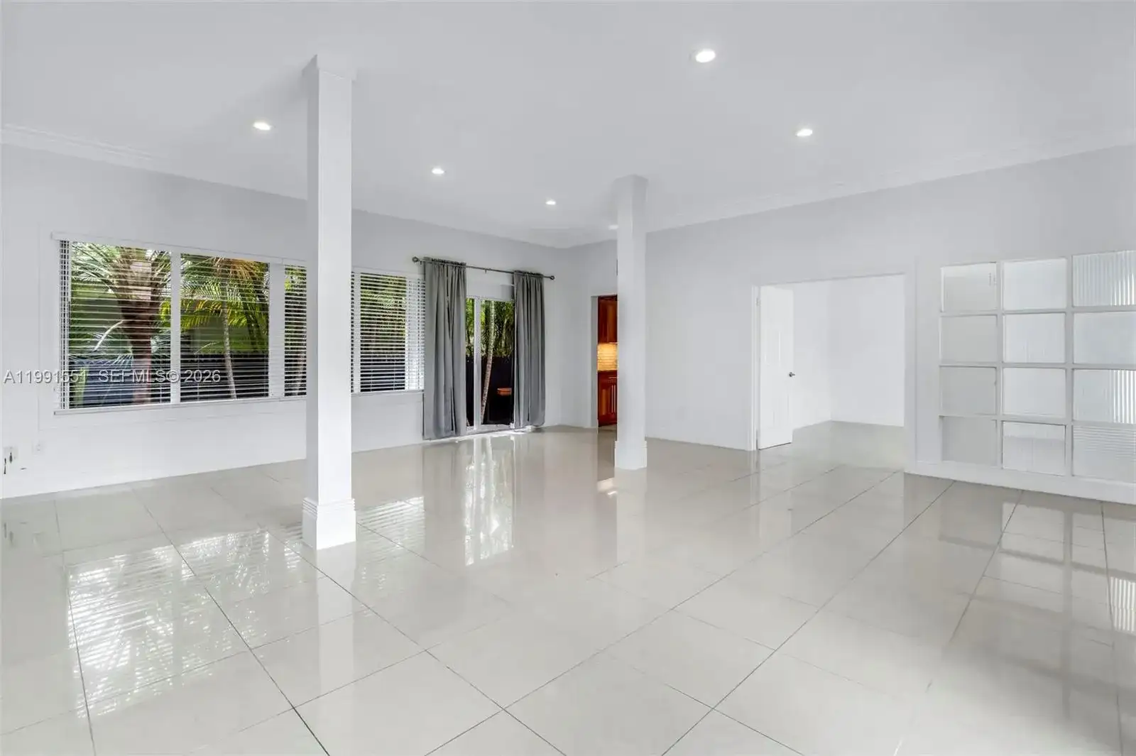 2300 SW 24th St, Miami FL 33145 photo 4