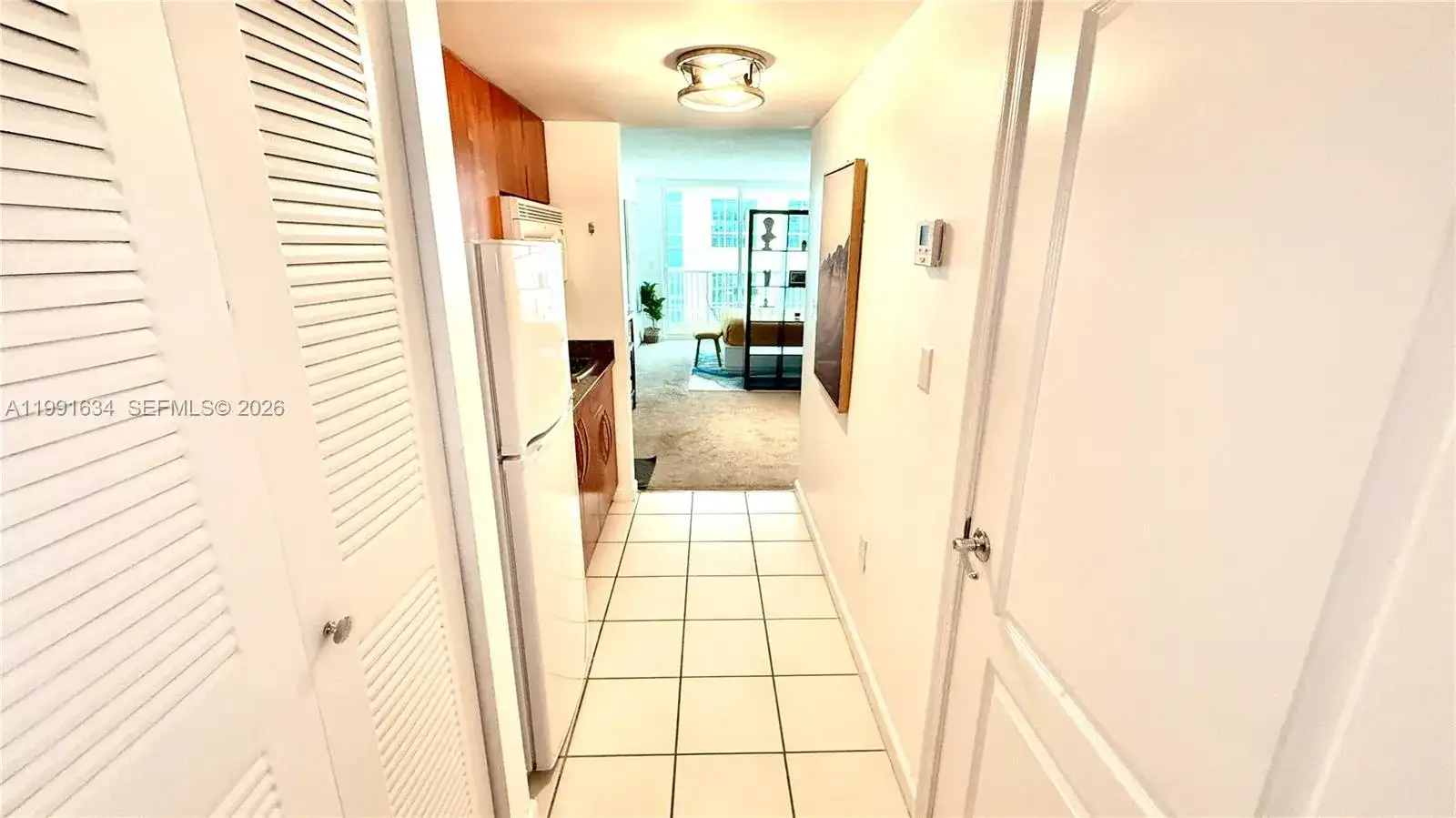 1200 Brickell Bay Dr # 2216, Miami FL 33131 photo 5