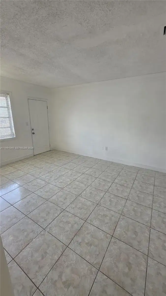 2114 Biarritz Dr # 2, Miami Beach FL 33141 photo 5